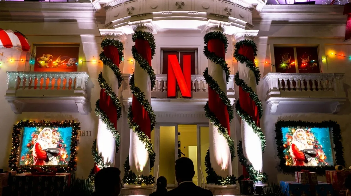 Decoração de Natal Netflix Brasil, projeto Forma & Luz São Paulo