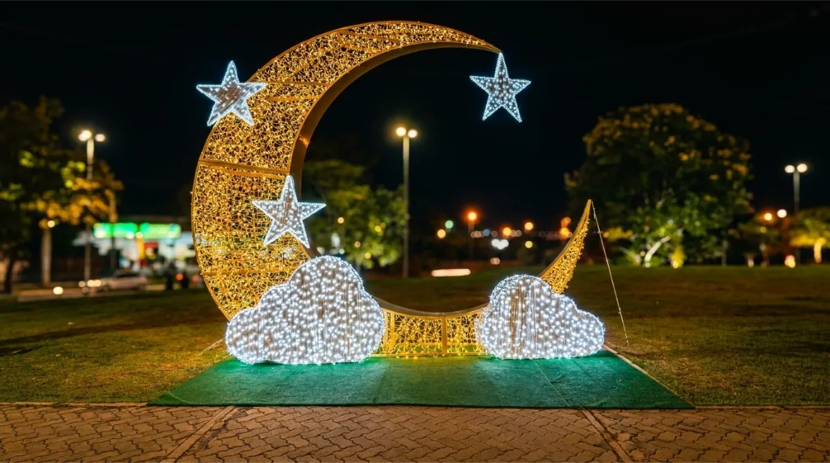 Decoração natalina em praça pública São Paulo, Forma & Luz