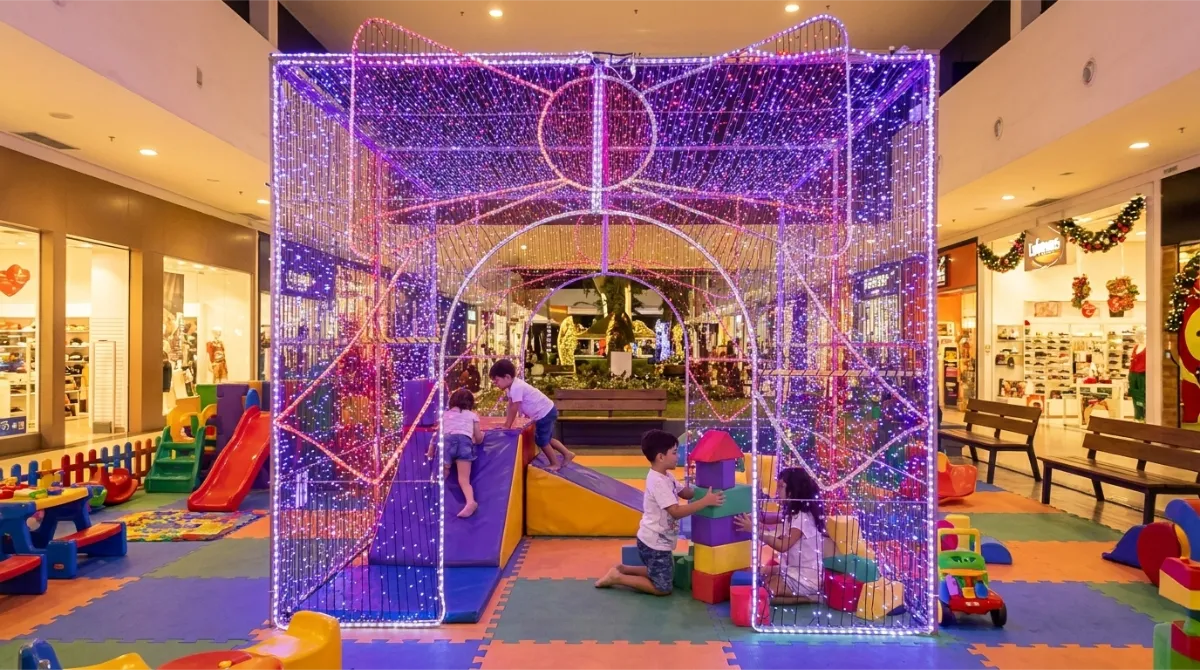 Enfeites e presentes natalinos decorativos para empresa, Forma & Luz
